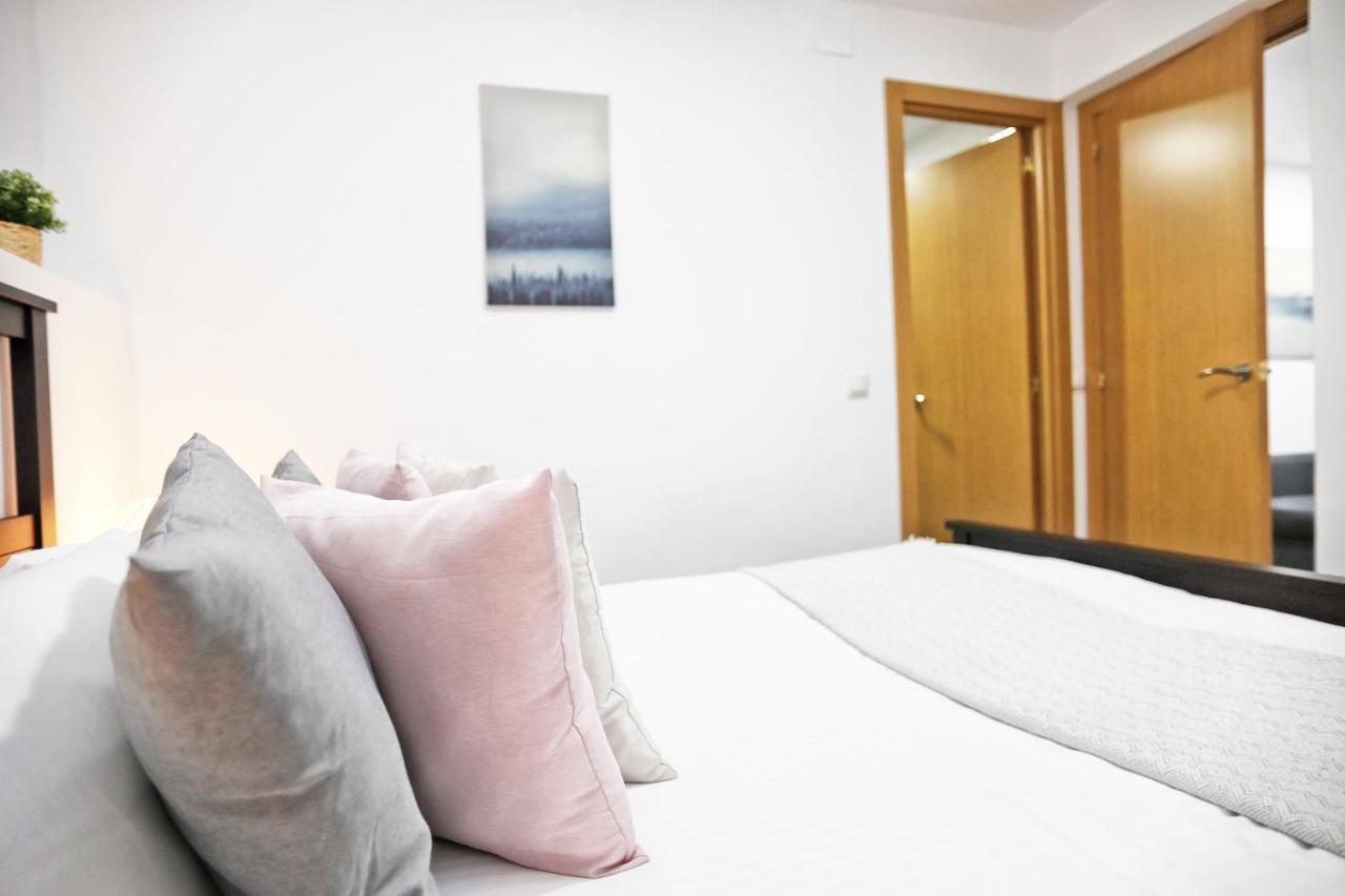 Holidays2Malaga Goya - Zona Huelin & 500 Mts De La Playa Apartamento Exterior foto